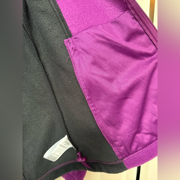 NWT Columbia Purple and Black Zip Fleece Jacket, XL - Picture 5 of 6